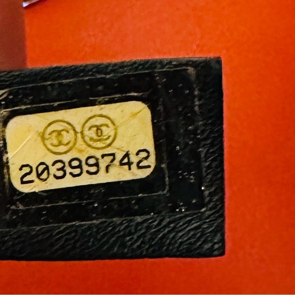 Chanel Le Boy in orange patent leather - Picture 10 of 10